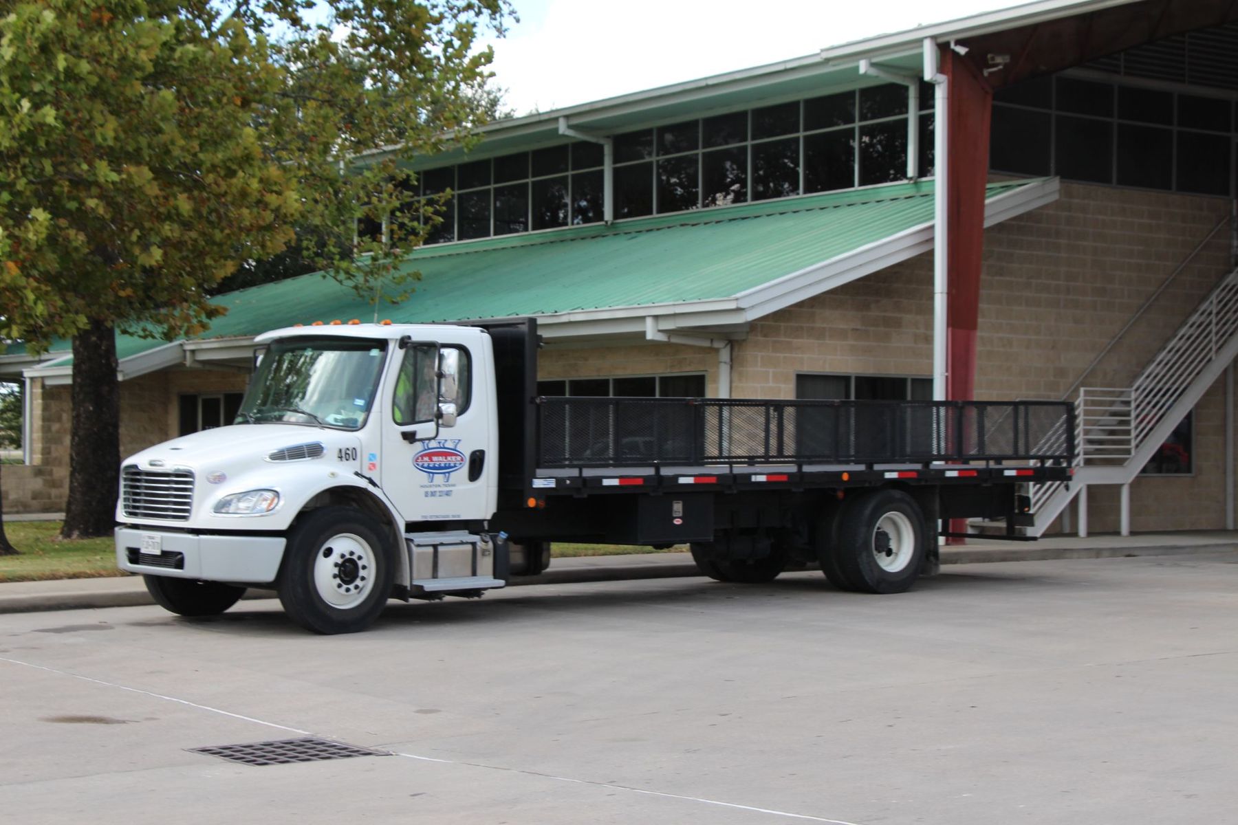 Superior Delivery stakebed truck